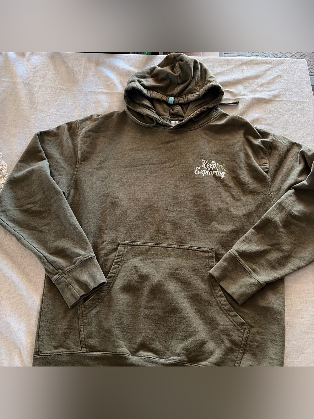 0052-Crewneck Hoodie - Olive Green 'Keep Exploring'